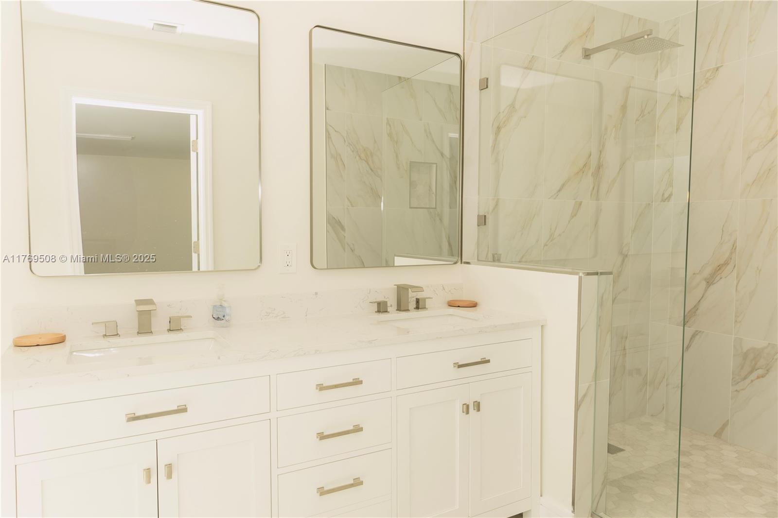 HIGHLAND LAKES EAST - Residential