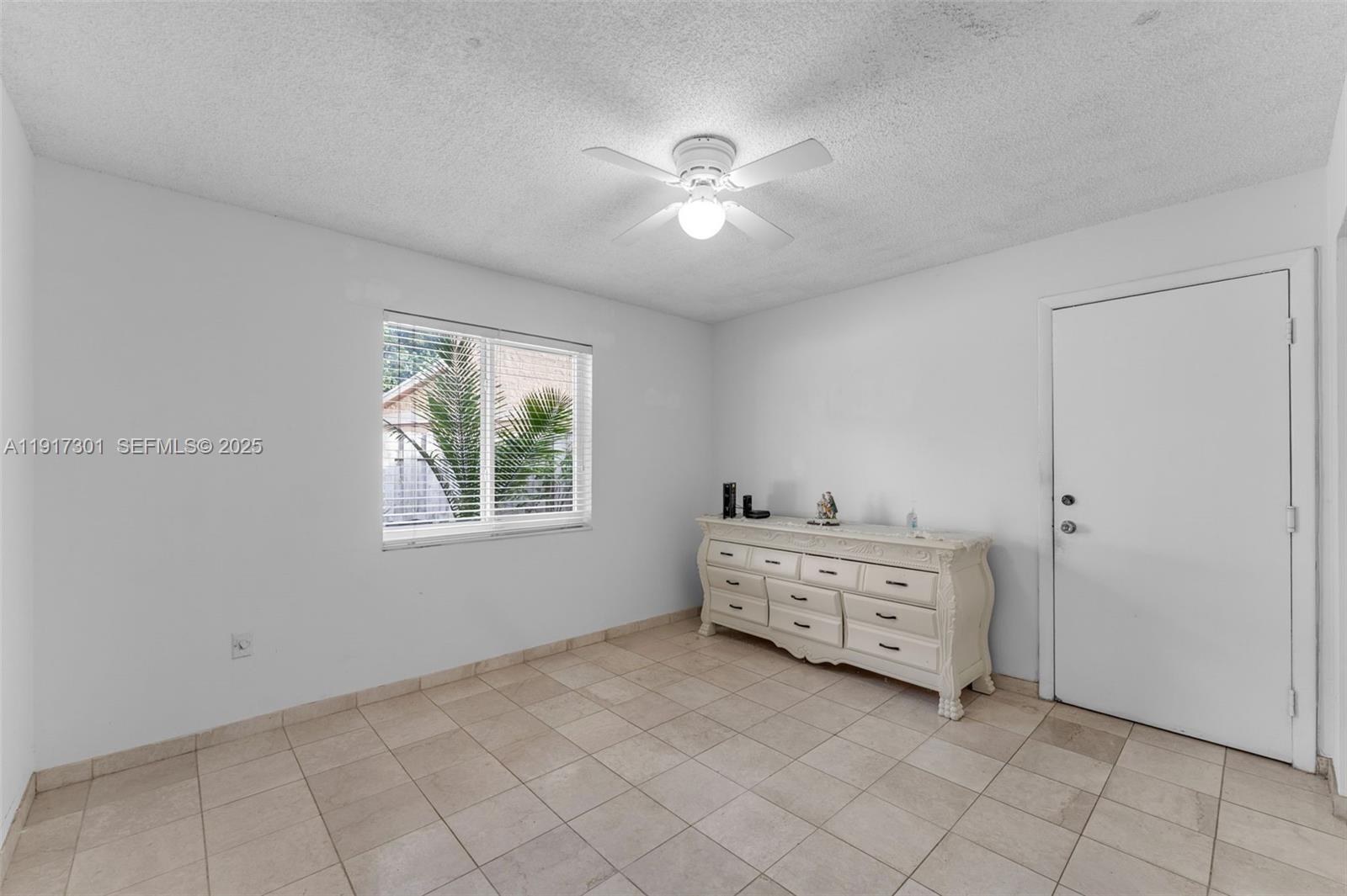 LAKES OF THE MEADOW SEC 3 - Residential