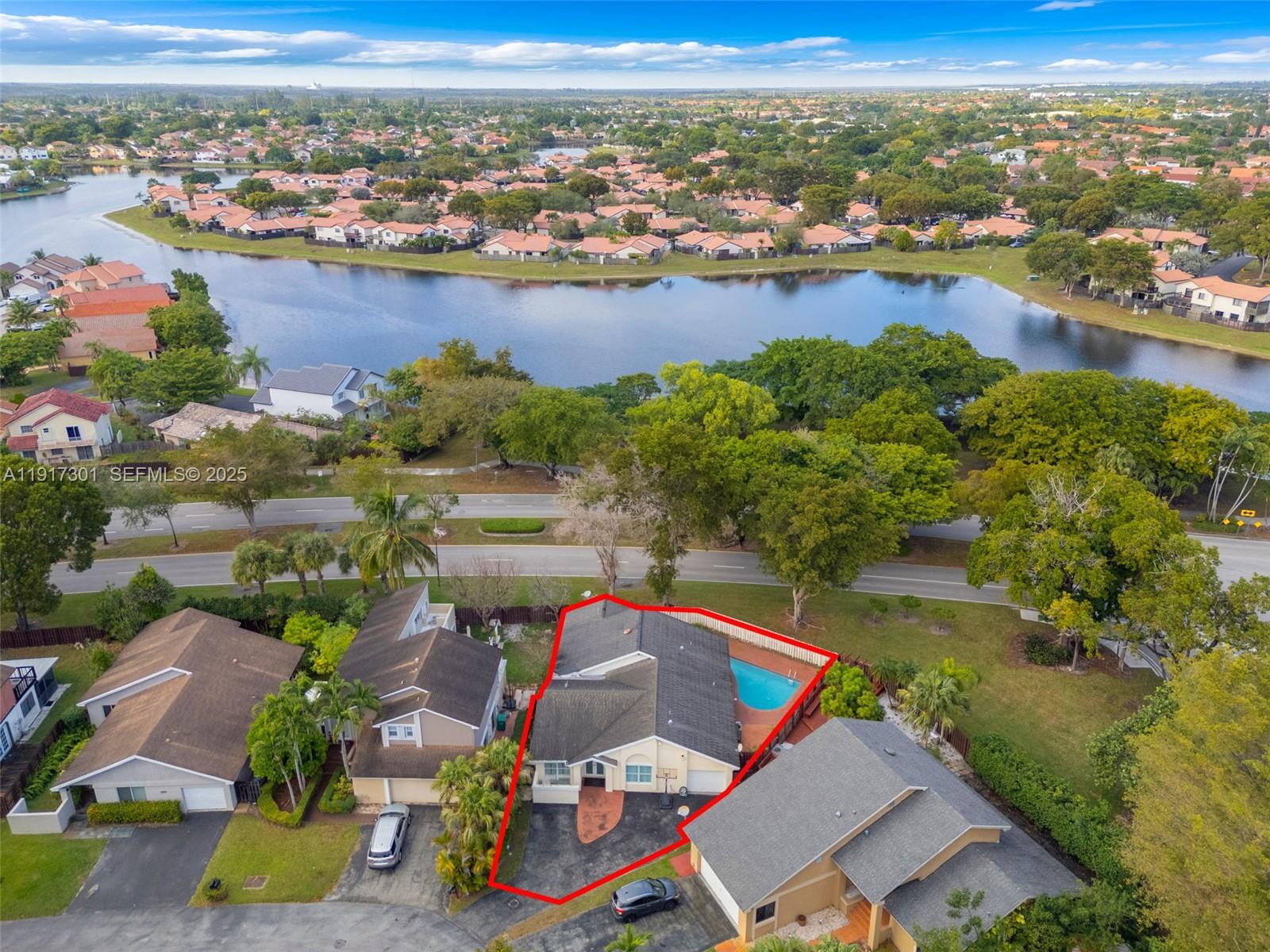 LAKES OF THE MEADOW SEC 3 - Residential