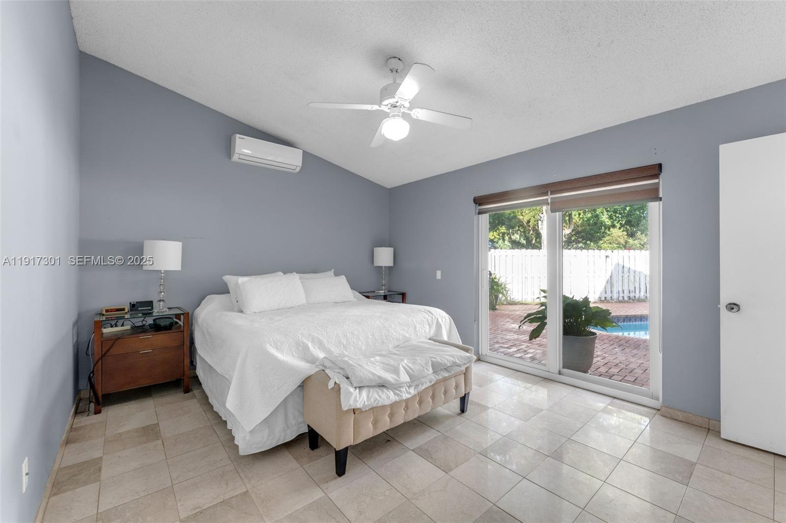 LAKES OF THE MEADOW SEC 3 - Residential