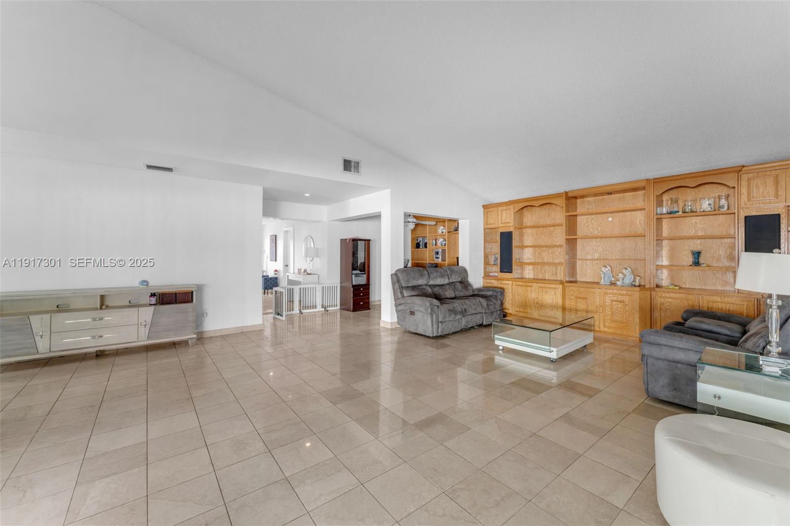 LAKES OF THE MEADOW SEC 3 - Residential