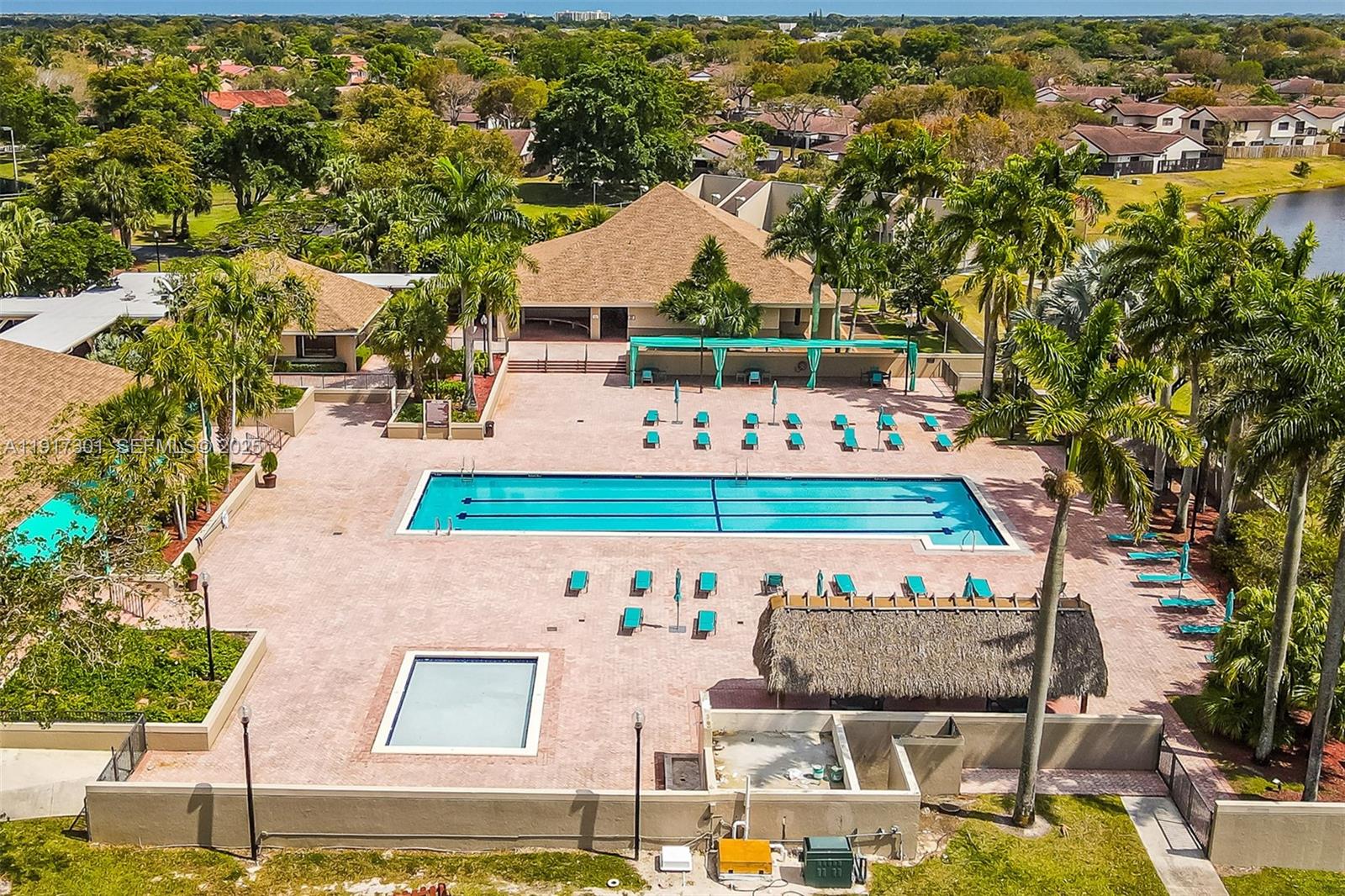 LAKES OF THE MEADOW SEC 3 - Residential