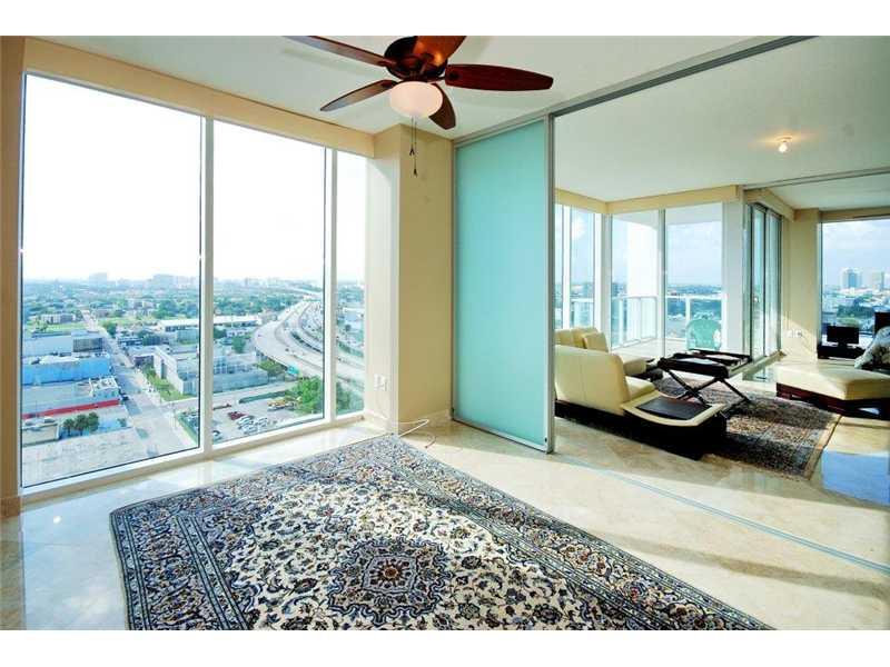 Amazing modern unit in a very sophisticated building in Downtown Miami. Marble floors thruout. Super modern kitchen SS appl & a fabulous master bathroom suite. Best boutique condo in Downtown Miami. Architect Chat Oppenheimer, world reknown for his modern istic qualities. Superb Spa. Pool area breathless with fantastic Bay views. Gym outstanding.2 parking spaces valet. Washer and dryer inside unit. Bring your exclusive clients and rent this lovely pad. The views are phenomenal and you get a peak of the Bay