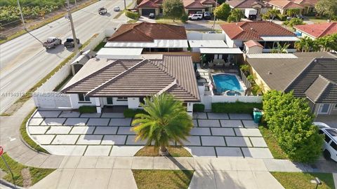 18366 SW 139th Ct . Miami FL 33177