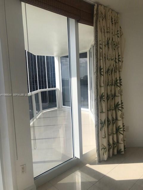 BLUE DIAMOND CONDO - Residential