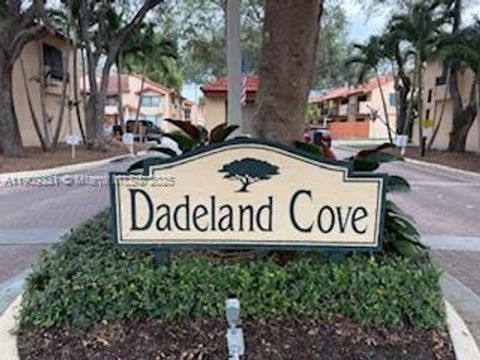 7816 SW 102nd Ln Miami FL 33156