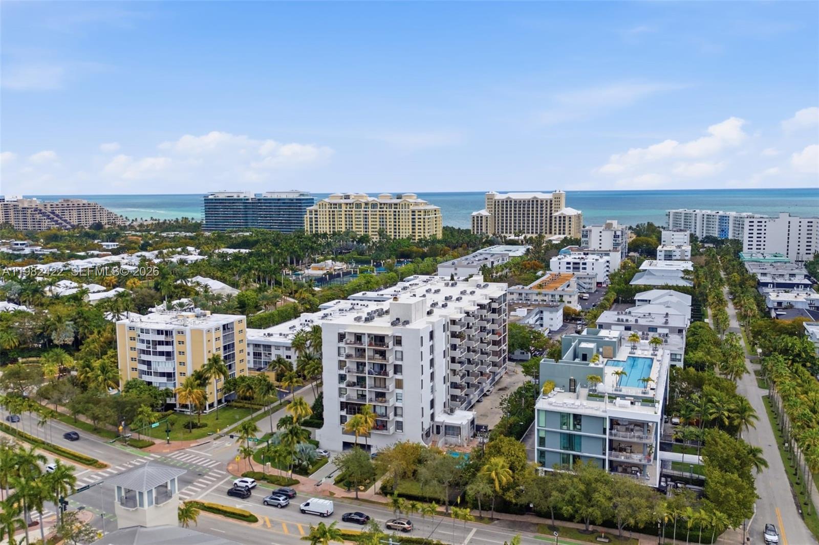 KEY BISC AMBASSADOR CONDO - Residential