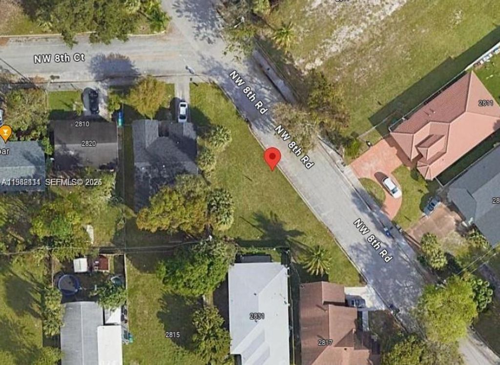 Photo of 8 NW 8th Ct, Fort Lauderdale, FL 33311 (MLS # A11982111)