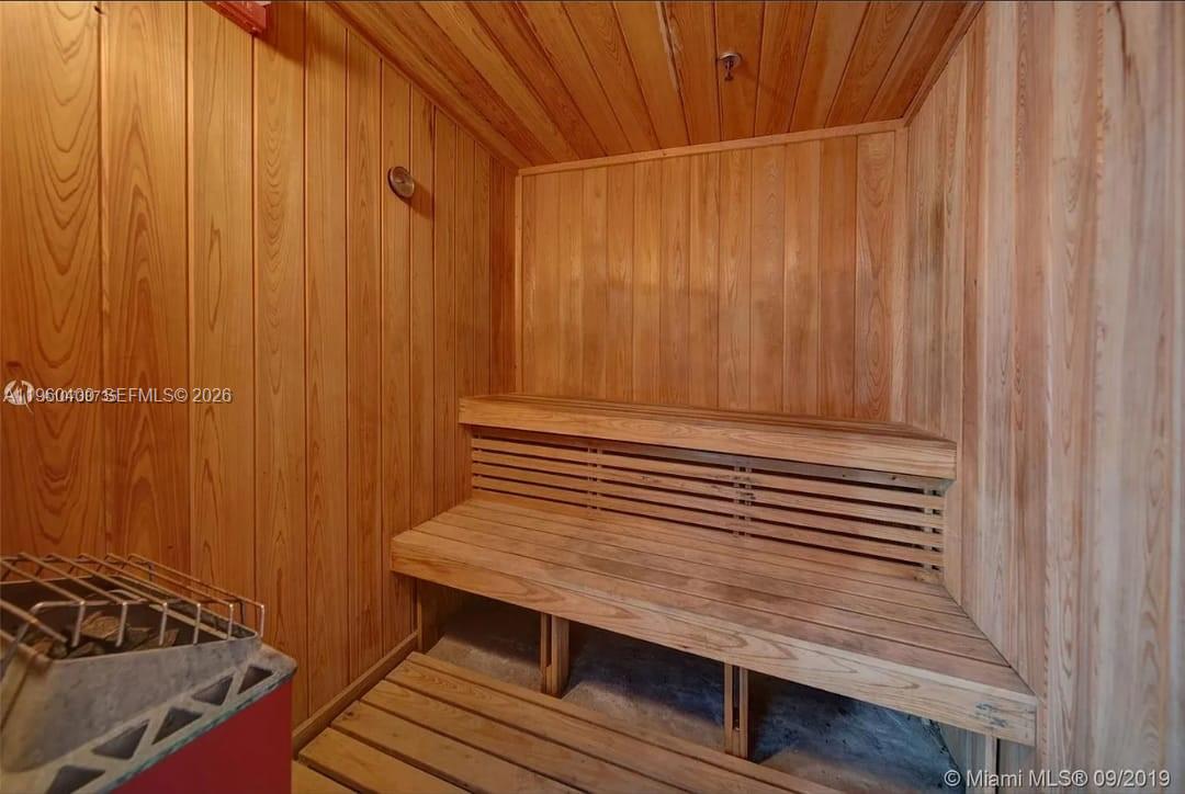 OCEAN 91 CONDO - Residential