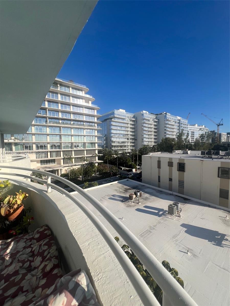 OCEAN 91 CONDO - Residential