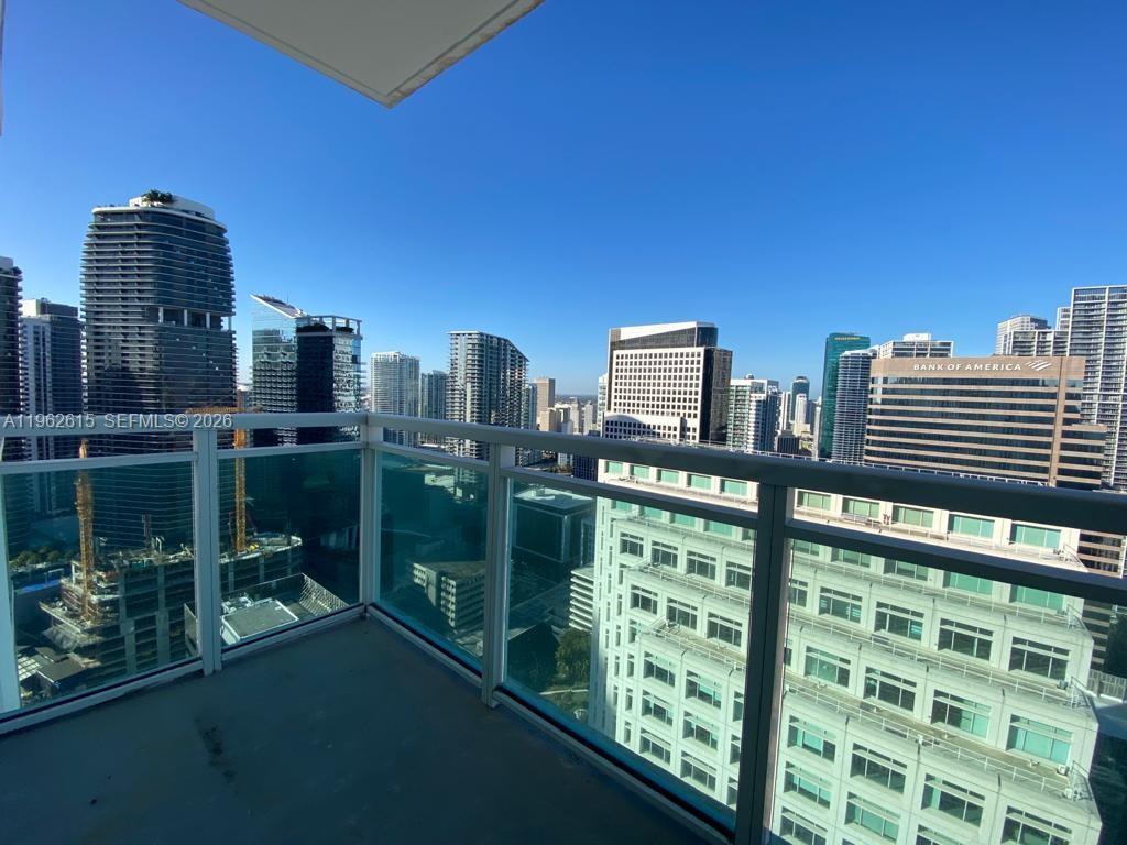 950 Brickell Bay Dr 4002