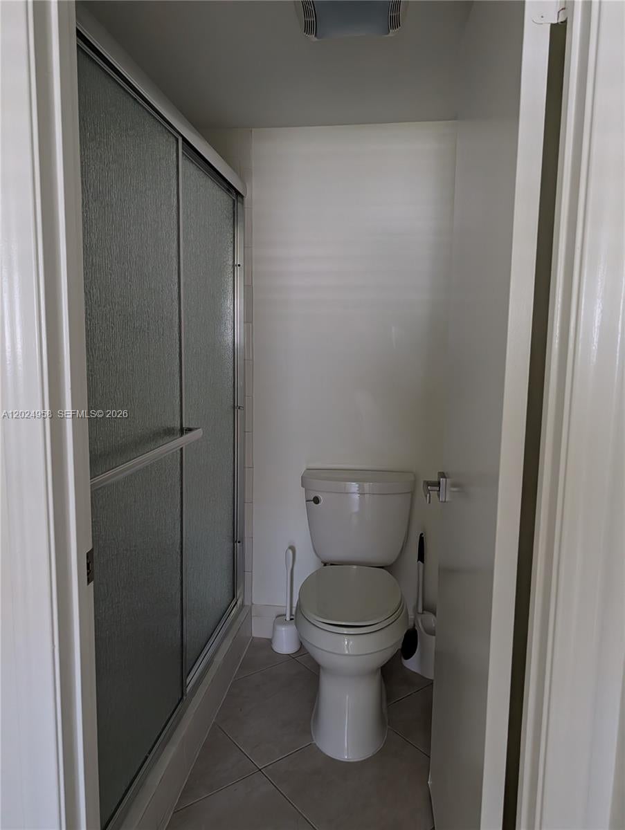 CAMBRIDGE AT CENTURY VILL - Residential