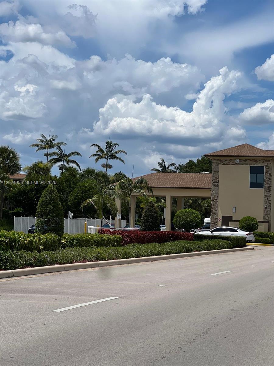 1400 SW 124th Ter 109Q