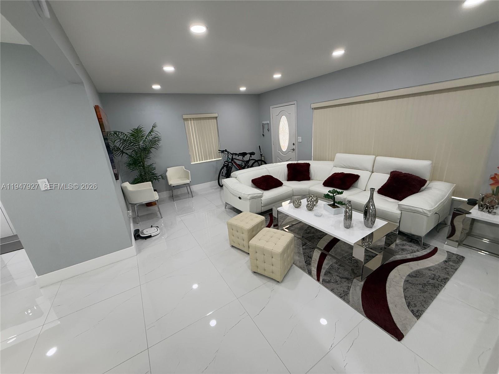 IDEAL HOMES SUB NO 3 - Residential