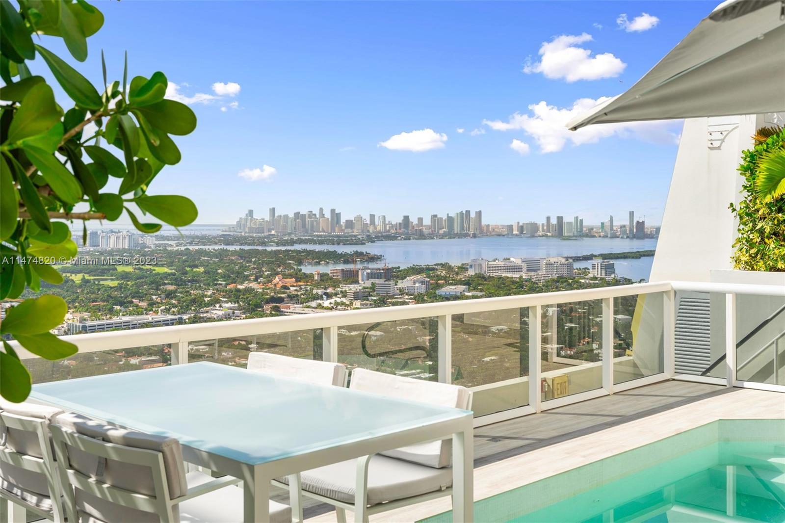 GREEN DIAMOND CONDO - Residential