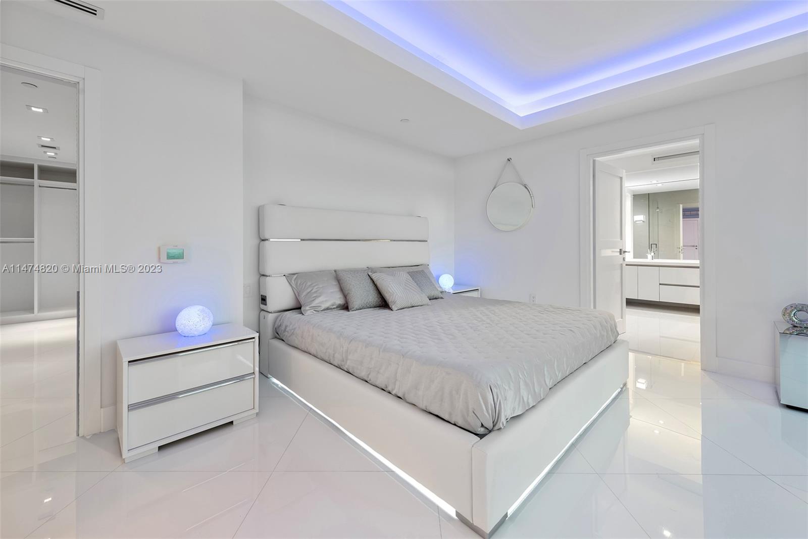 GREEN DIAMOND CONDO - Residential