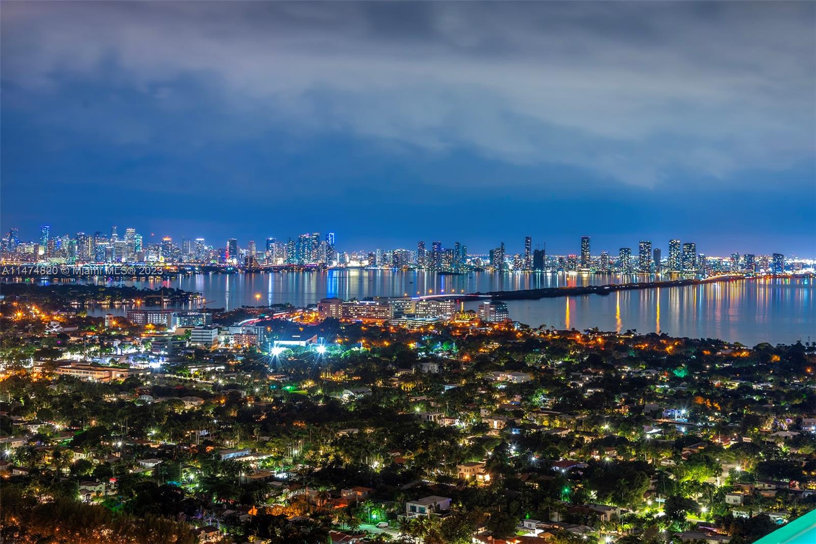 GREEN DIAMOND CONDO - Residential