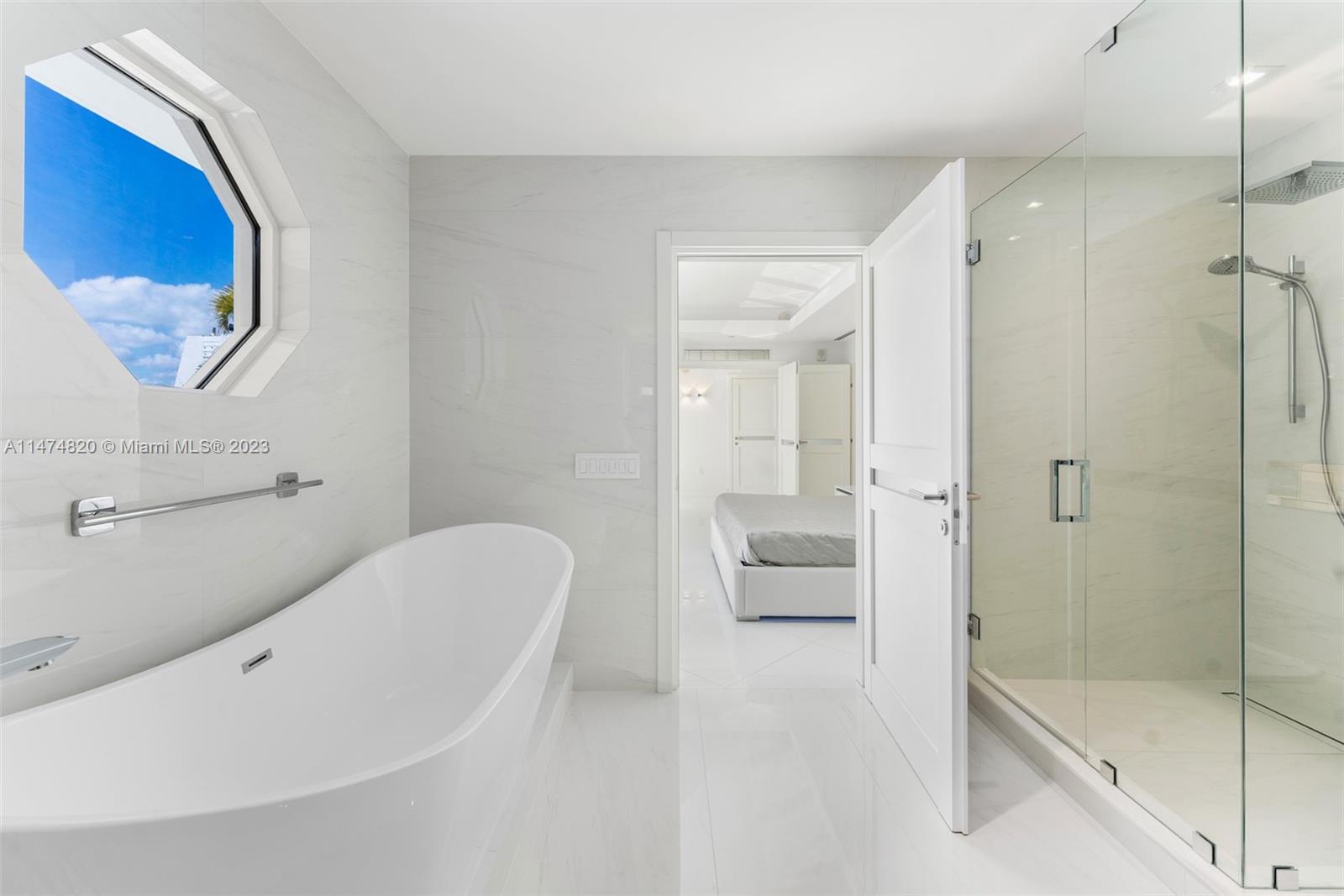 GREEN DIAMOND CONDO - Residential