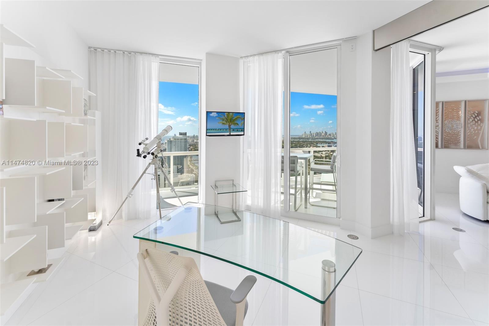 GREEN DIAMOND CONDO - Residential