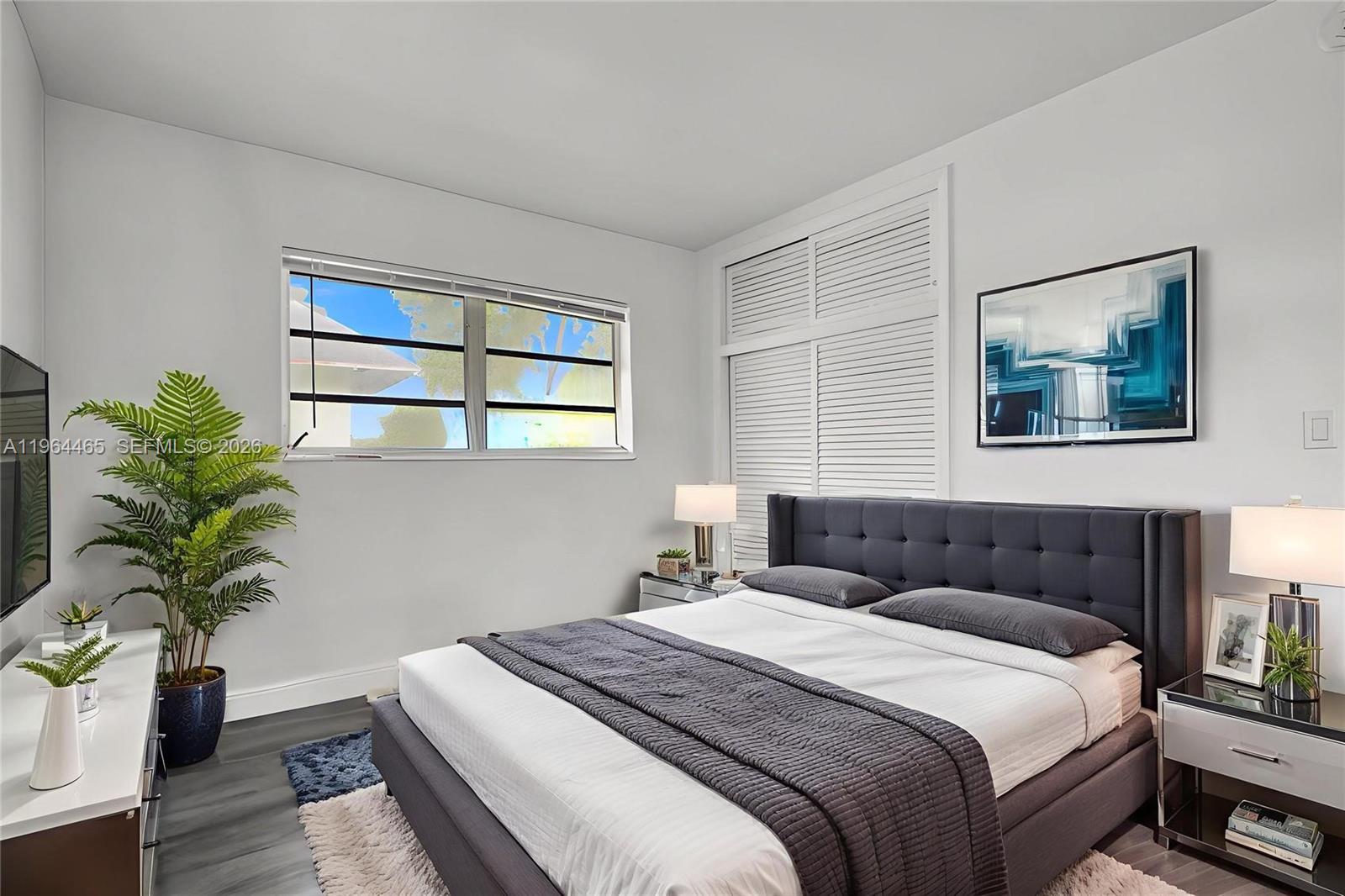 VILLAGE AT DADELAND CONDO - Residential