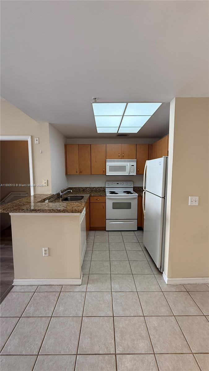 VILLAGE EAST CONDO - Residential Lease