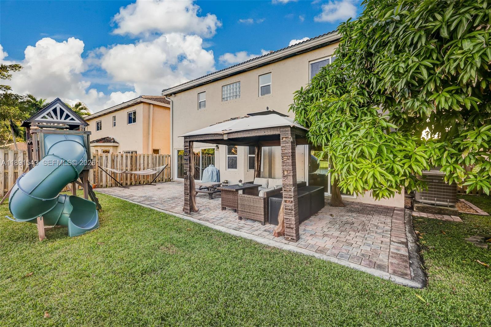 PELICAN BAY AT OLD CUTLER - Residential