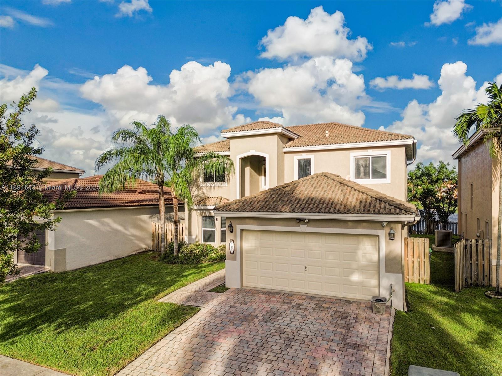 PELICAN BAY AT OLD CUTLER - Residential