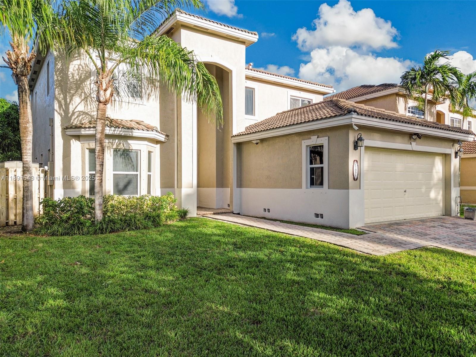 PELICAN BAY AT OLD CUTLER - Residential