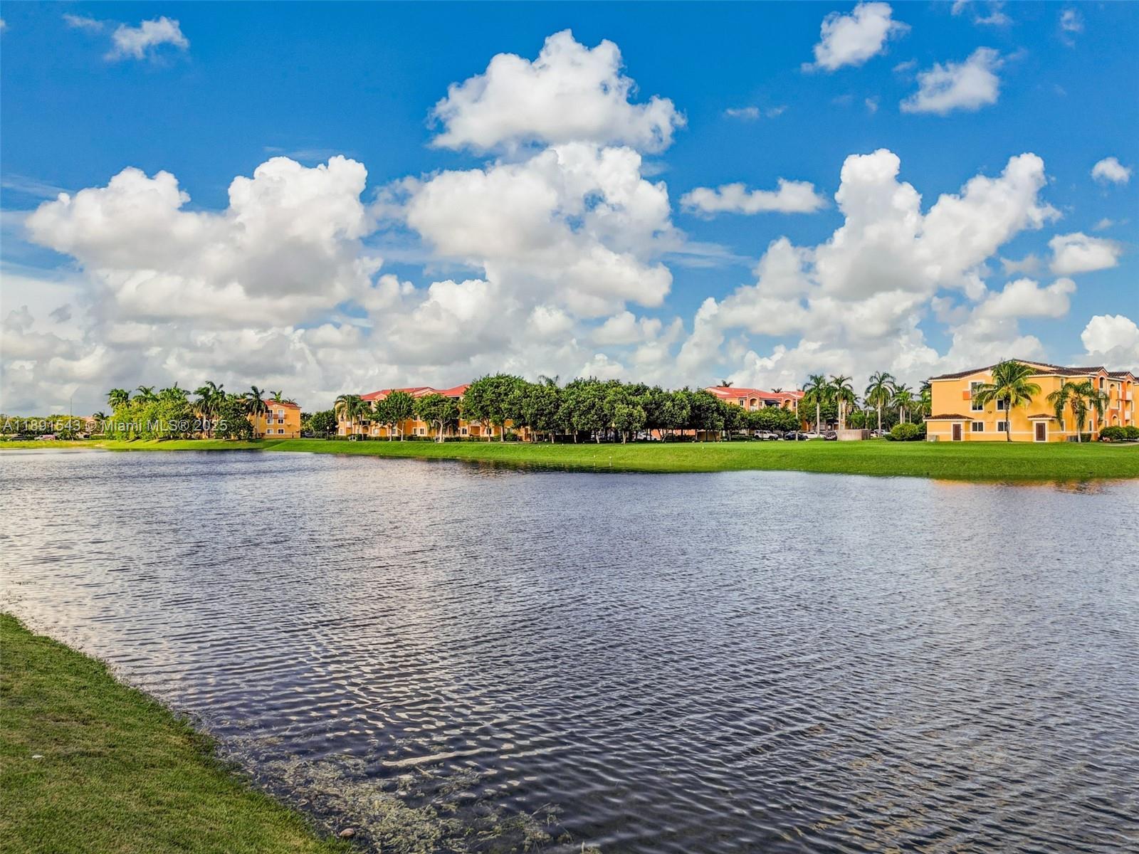 PELICAN BAY AT OLD CUTLER - Residential