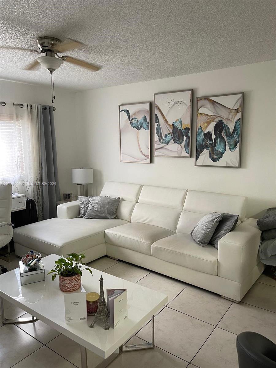 LAKEWOOD AT EMERALD HILLS - Residential