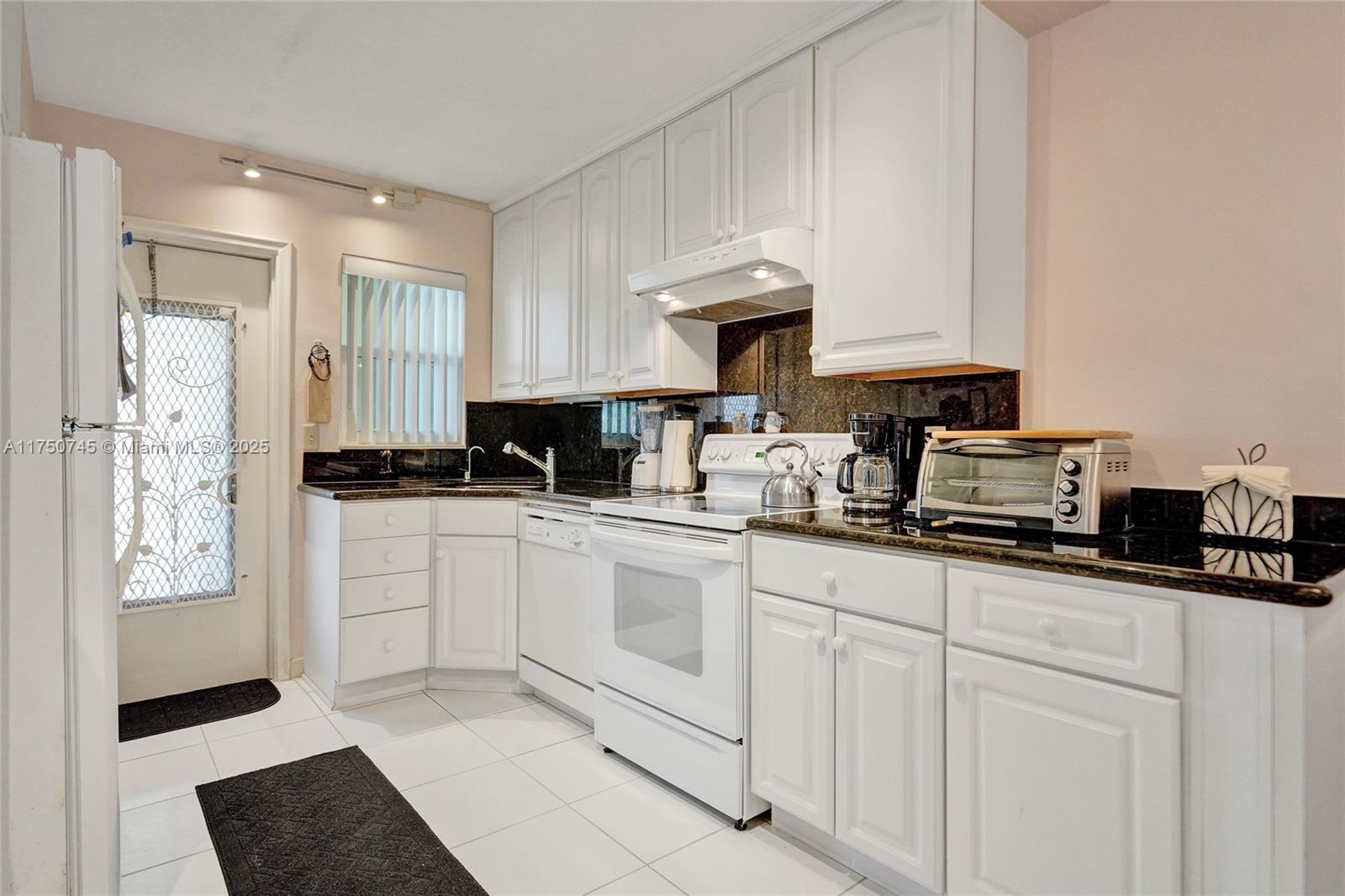 CRYSTAL COURT MANOR NO 12 - Residential