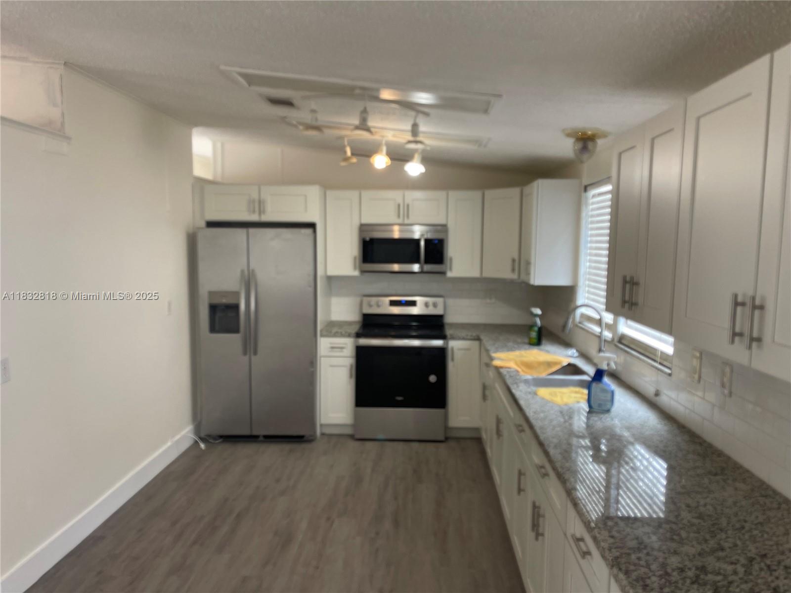 , Miami, FL, 33187/$310,000 4 2495953469