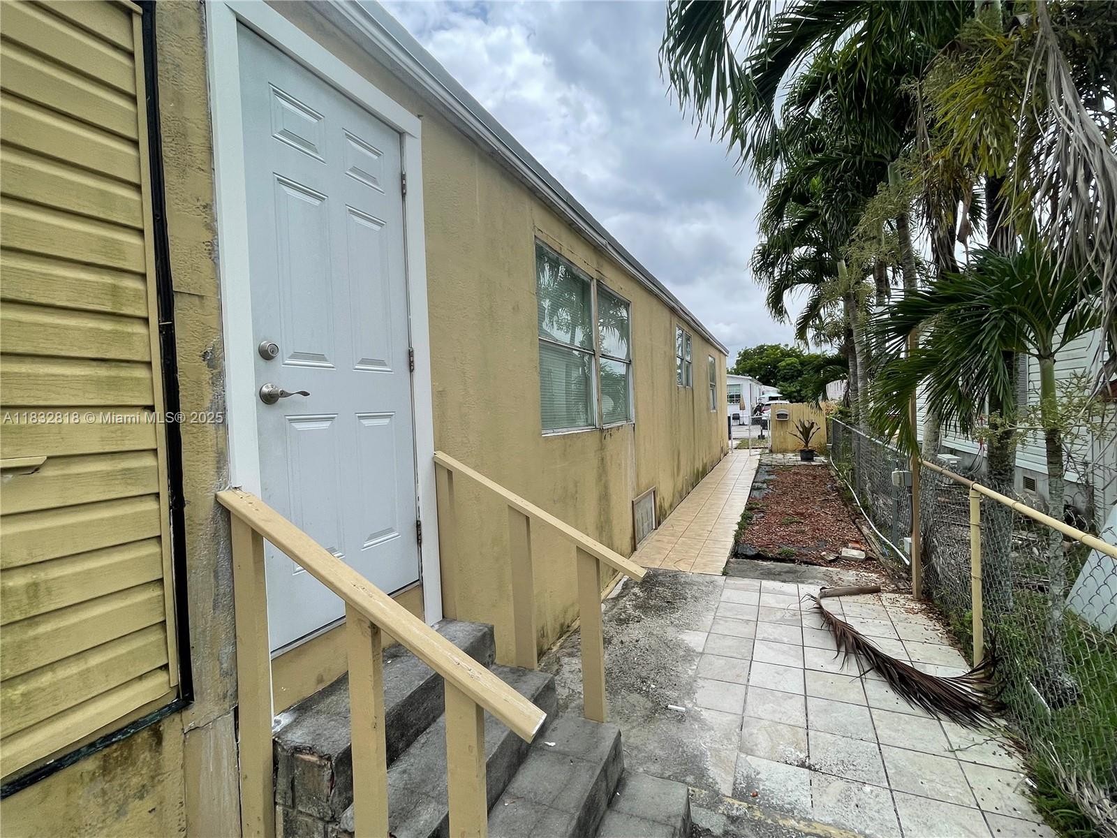 , Miami, FL, 33187/$310,000 1 3737320456