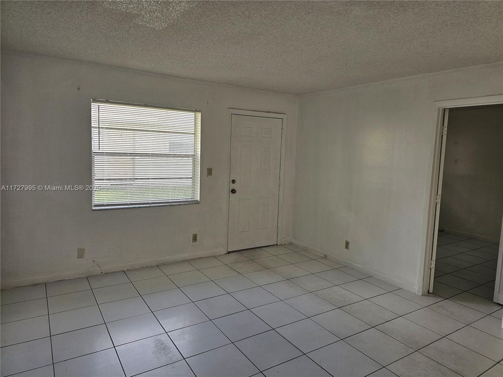 Photo of Fort Lauderdale, FL 33311 (MLS # A11727995)