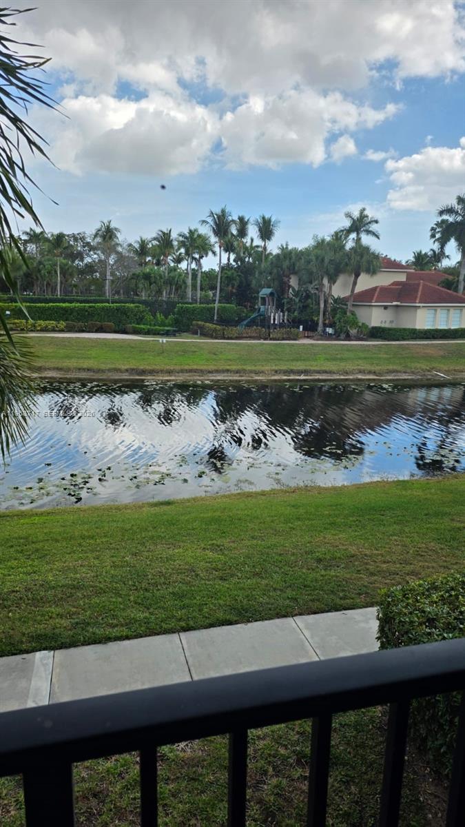 MURANO AT DELRAY BEACH CO - Residential Lease