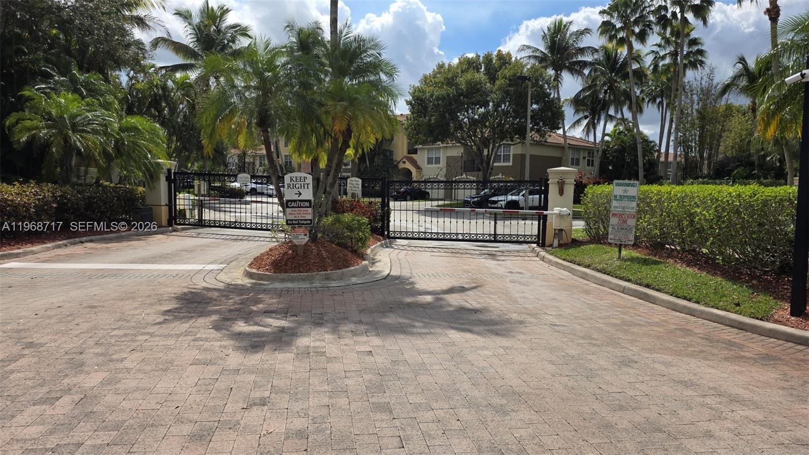 MURANO AT DELRAY BEACH CO - Residential Lease