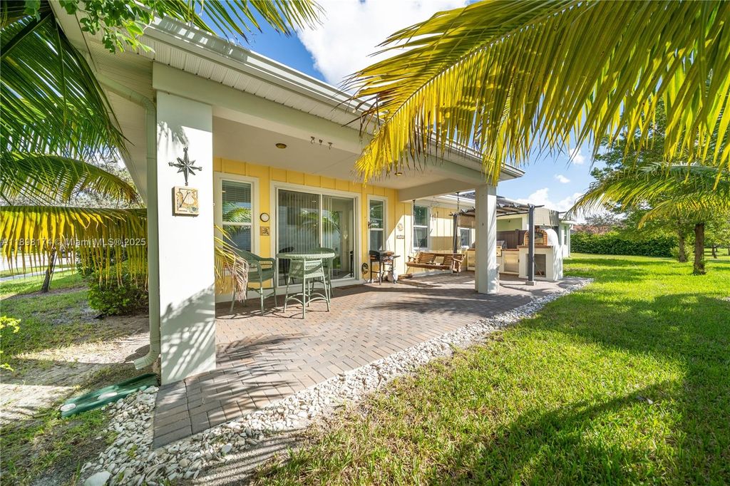 Photo of 19638 Split Rail Run, Loxahatchee, FL 33470 (MLS # A11898174)