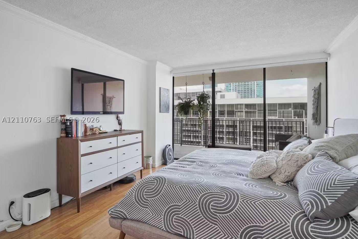 1901 Brickell Ave B1706