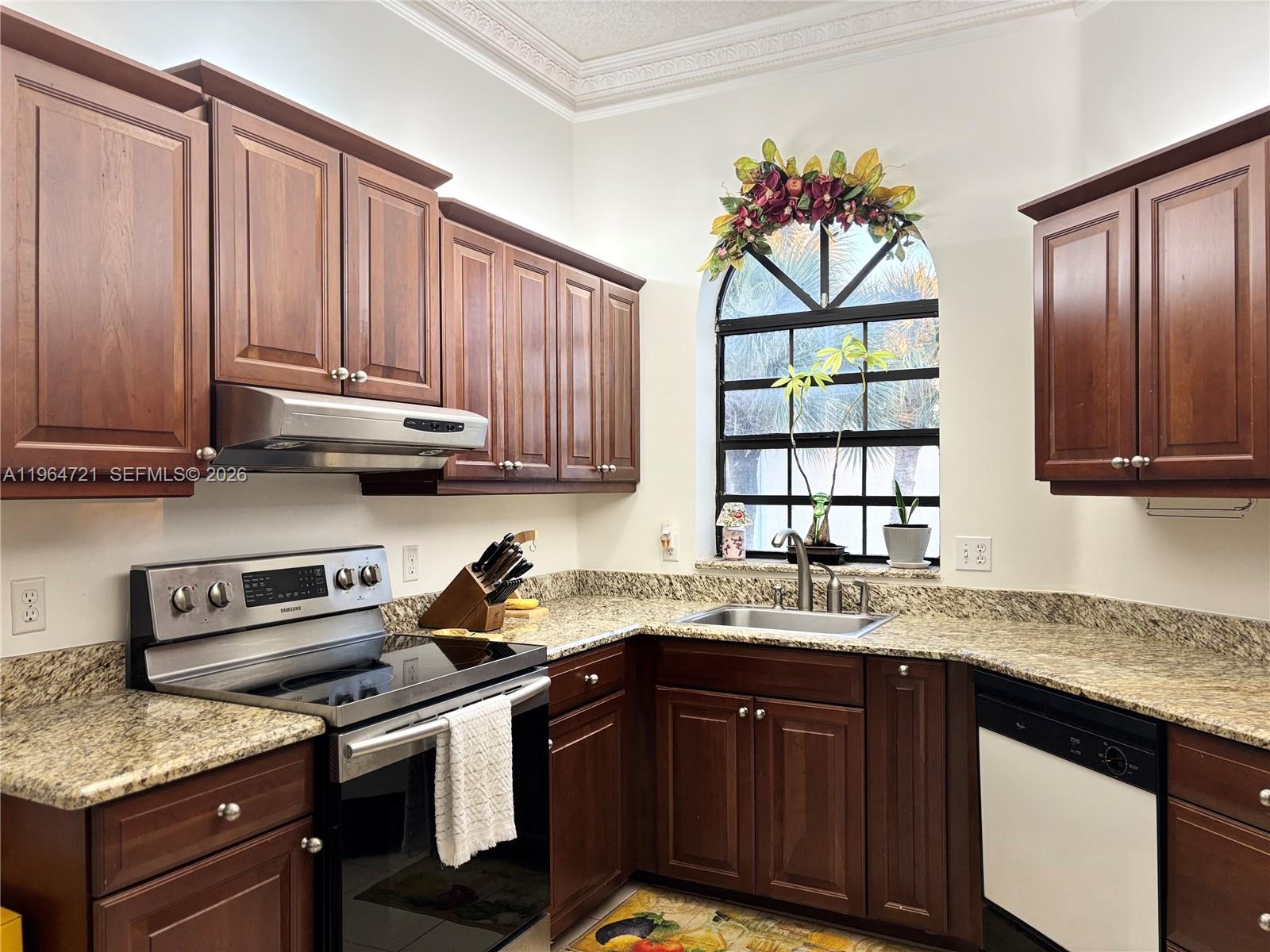 BELLAVISTA VILLAGE CONDO - Residential