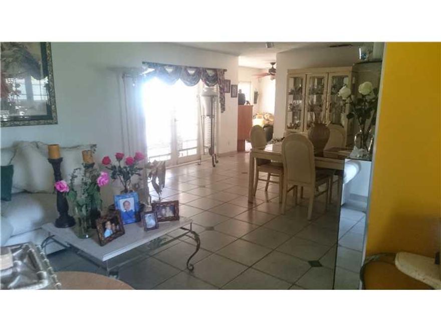 SPACIOUS 4 BEDROOM, 2 BATHROOM, FAMILY ROOM, LARGE BACKYARD. FORMAL DINING & LIVING ROOM. ROUGHLY 11YR OLD ROOF. POOL NEEDS REPAIRS. ONE LEAK IN A WINDOW FRAME THAT WAS NOT INSTALLED PROPERLY ACCORDING TO SELLER. BRING YOUR FAMILY TO THEIR NEW HOME AND SUBMIT AN OFFER TODAY!