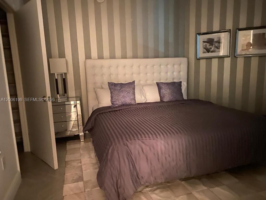 1900 N Bayshore Dr 2314