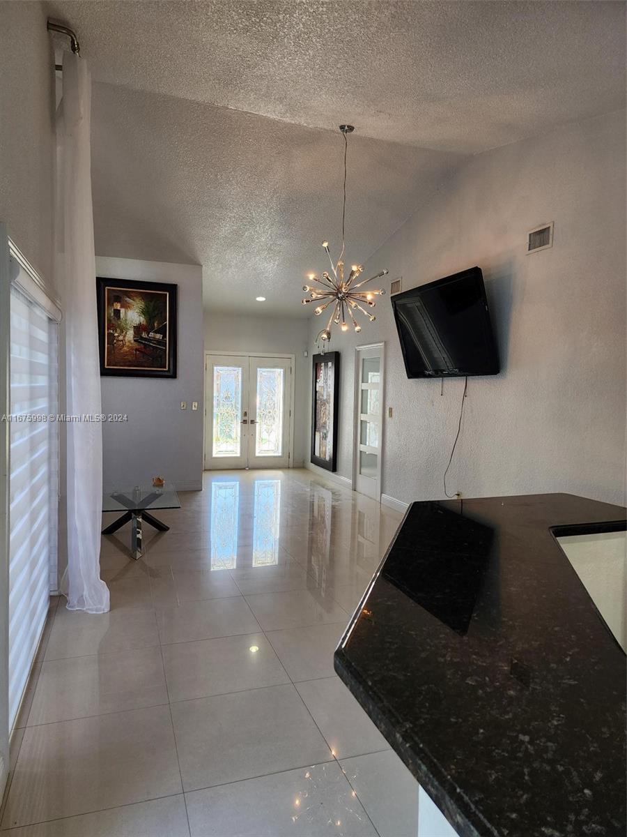 WESTWIND LAKES SEC 5 - Residential Lease