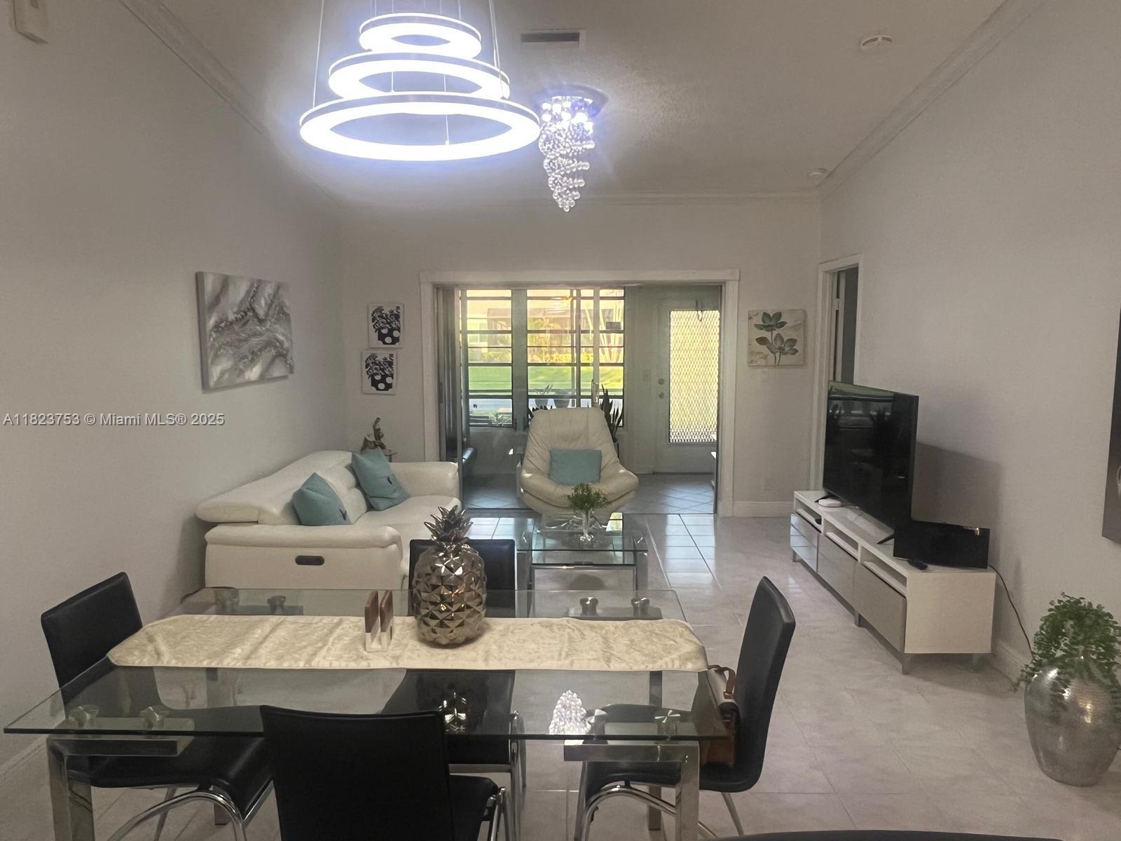 WHISPER WALK - Residential Lease