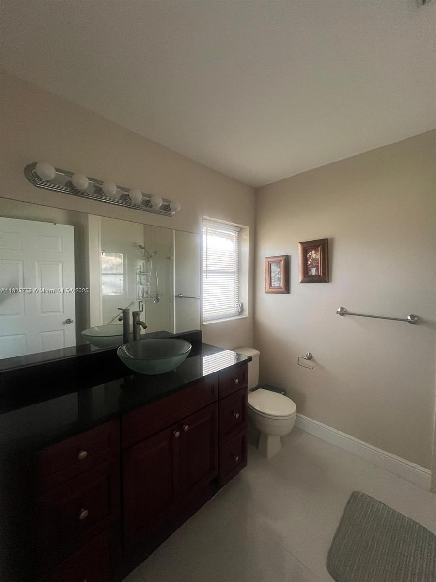 WHISPER WALK - Residential Lease