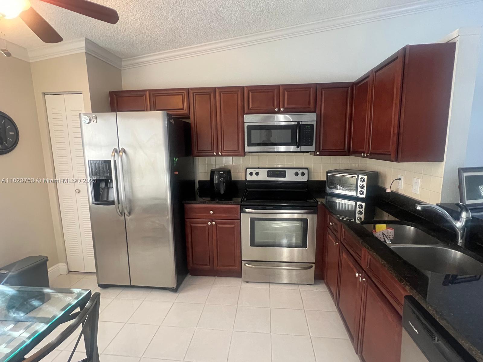 WHISPER WALK - Residential Lease