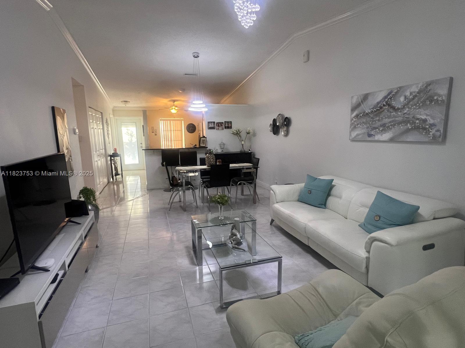WHISPER WALK - Residential Lease
