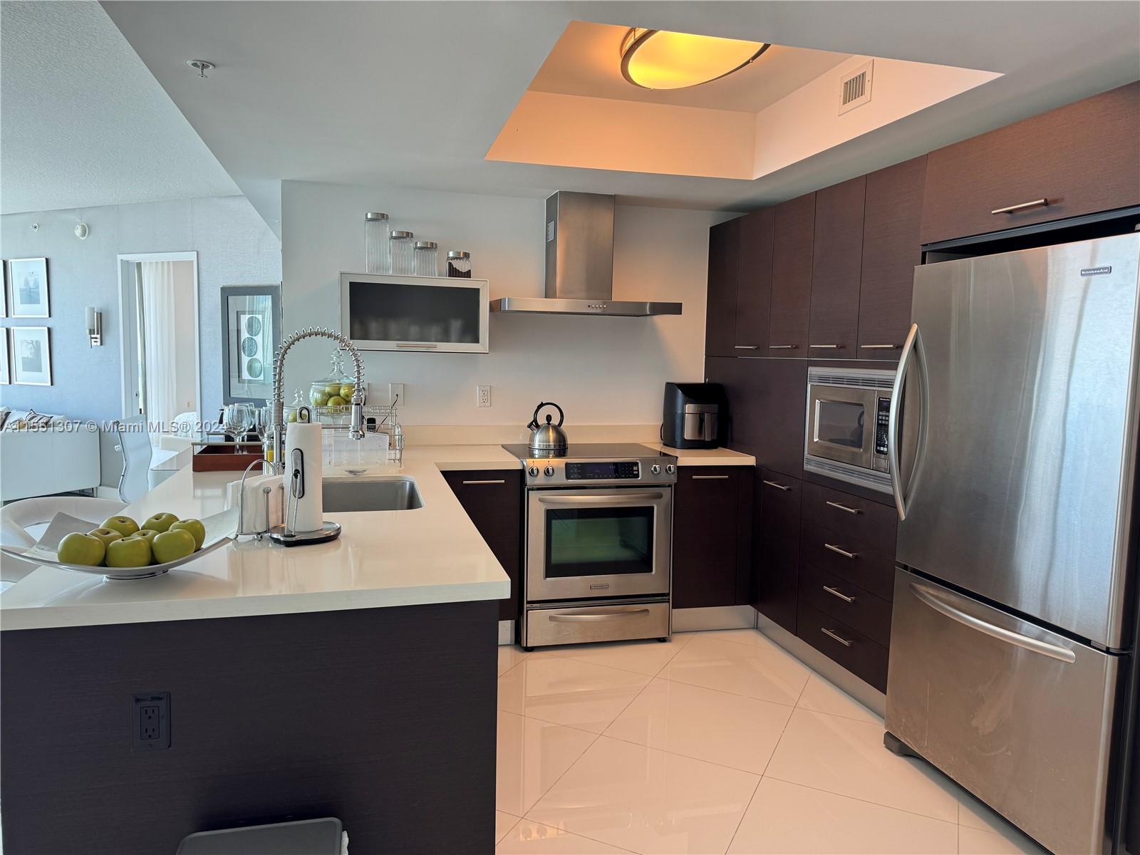 200 Sunny Isles Blvd 2-1201