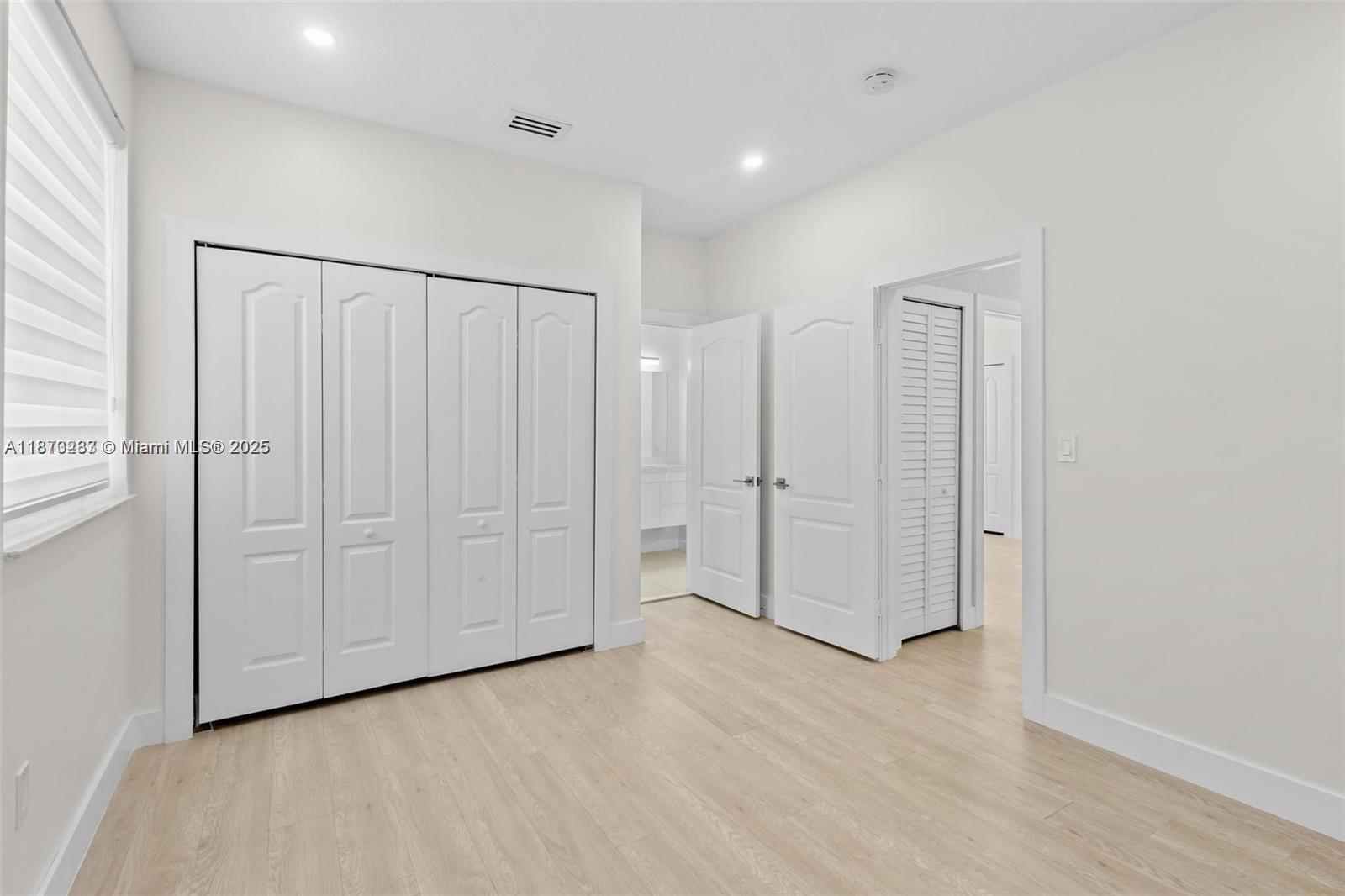 RIVIERA TRACE - Residential