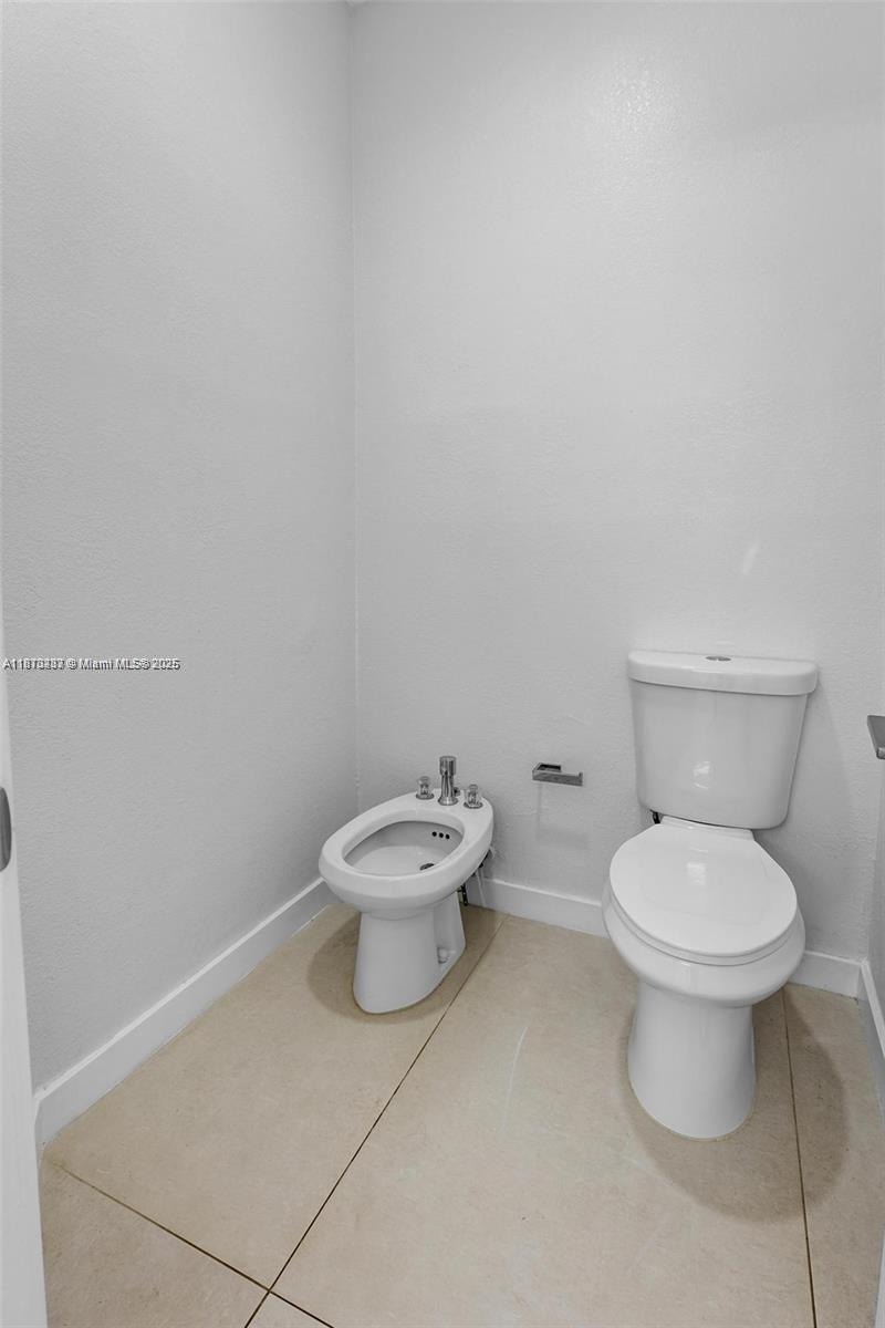 RIVIERA TRACE - Residential