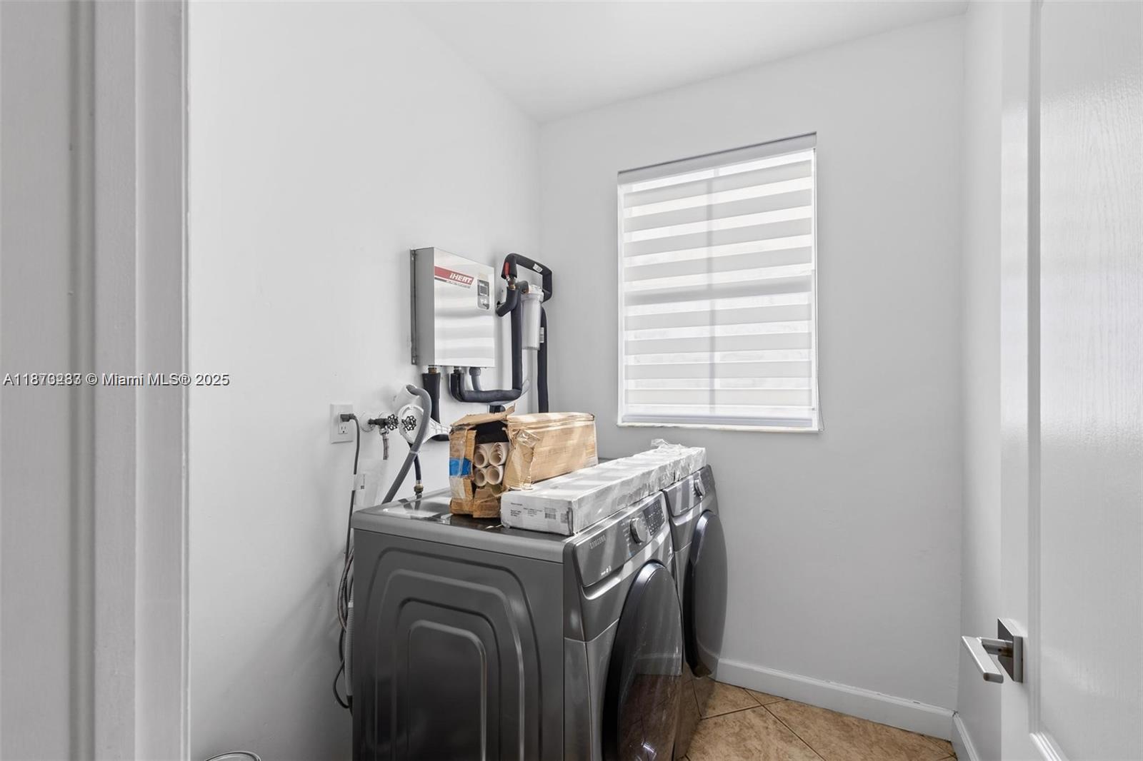 RIVIERA TRACE - Residential